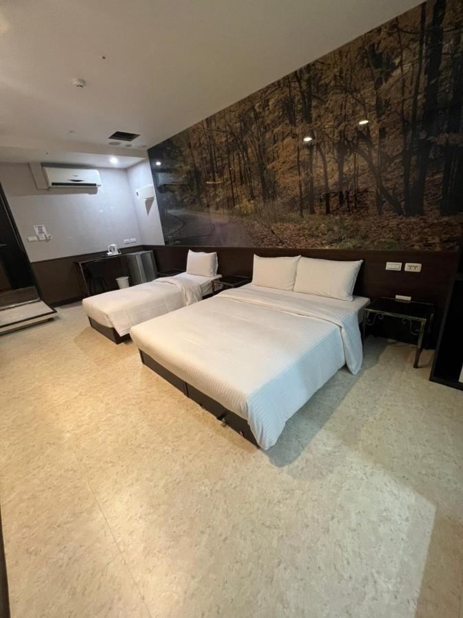 苓旅萬年-Lin Inn Wan Nian Taipei Exteriör bild